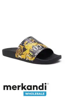 VERSACE JEANS COUTURE: chanclas y zapatos desde 32 €