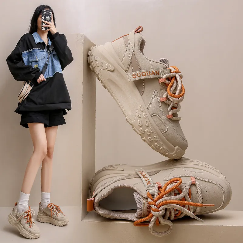 Versátil Pad Dad Mujer Ins, Versión coreana, nueva altura de verano de 2024 Aumentos deportivos que aumentan los zapatos de muje