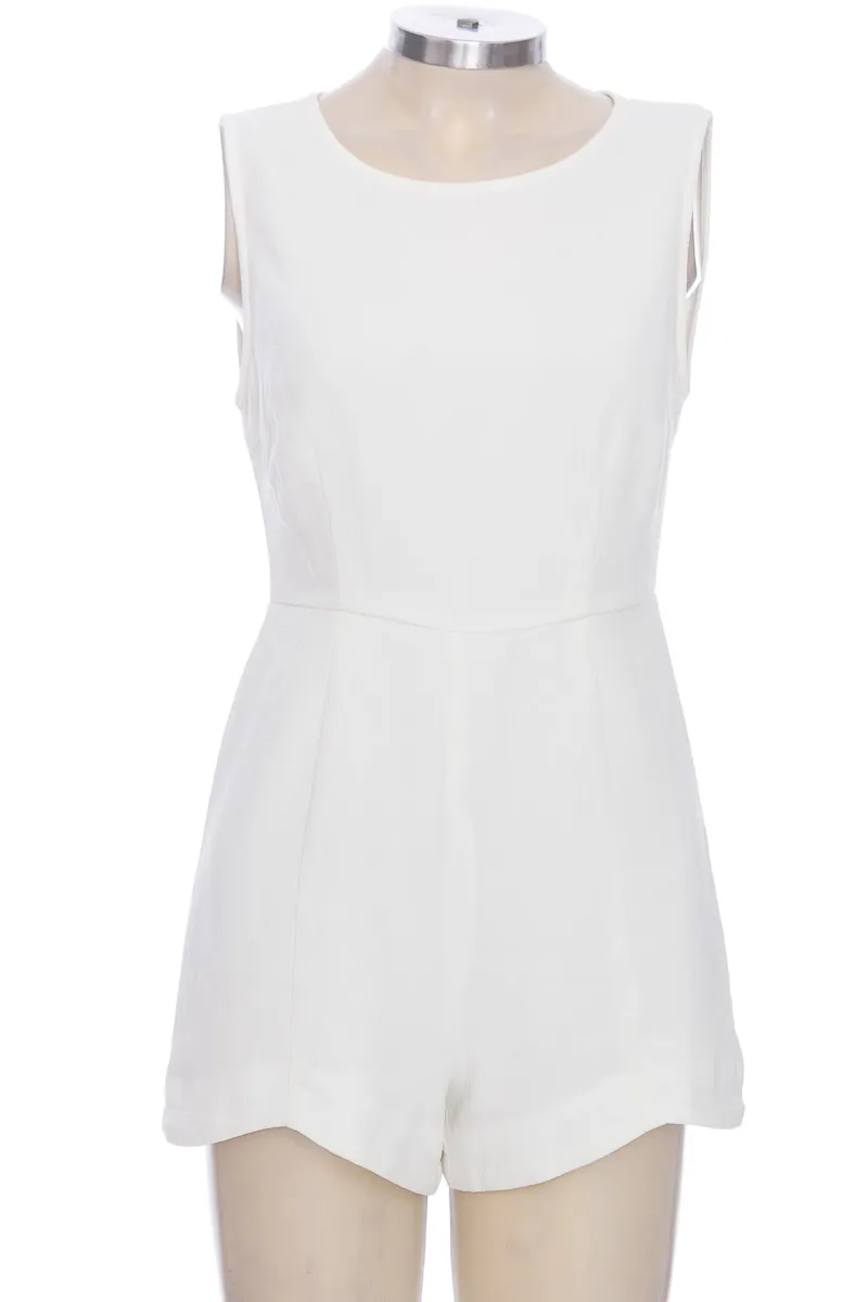 VESTIDO / ENTERIZO COLOR BEIGE  FOREVER 21