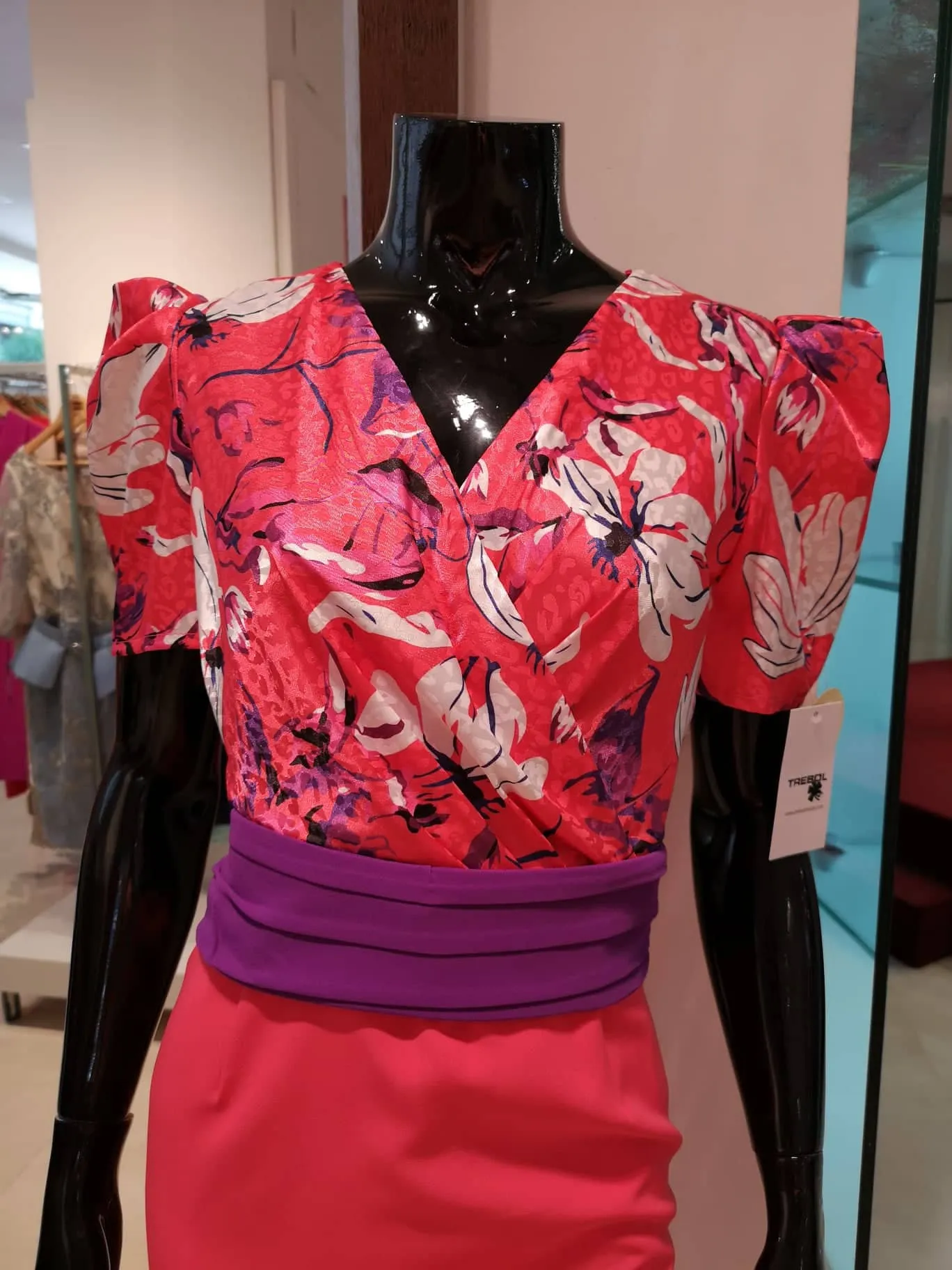 Vestido con mangas cortas