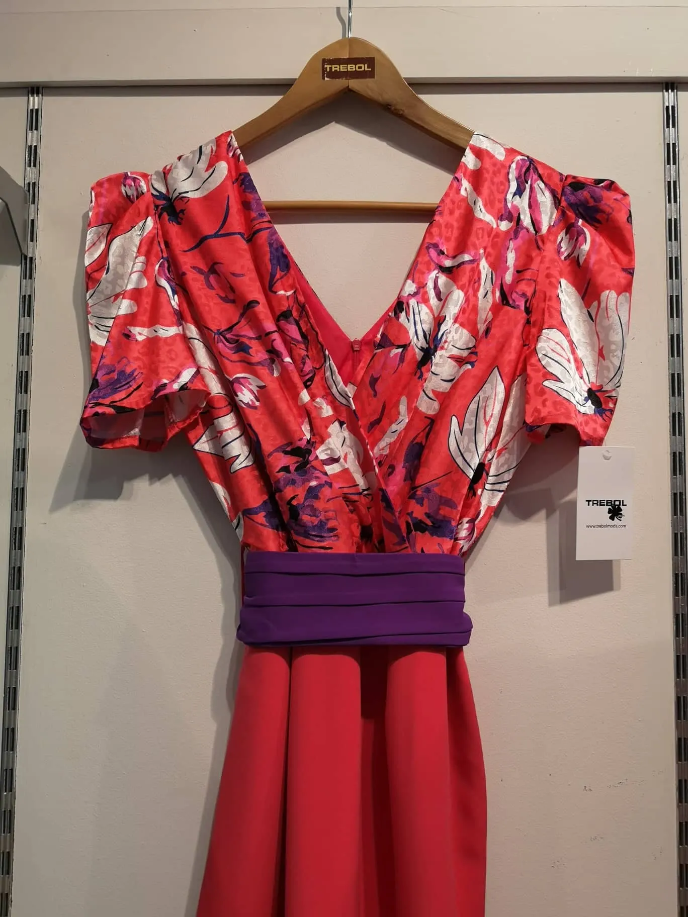 Vestido con mangas cortas