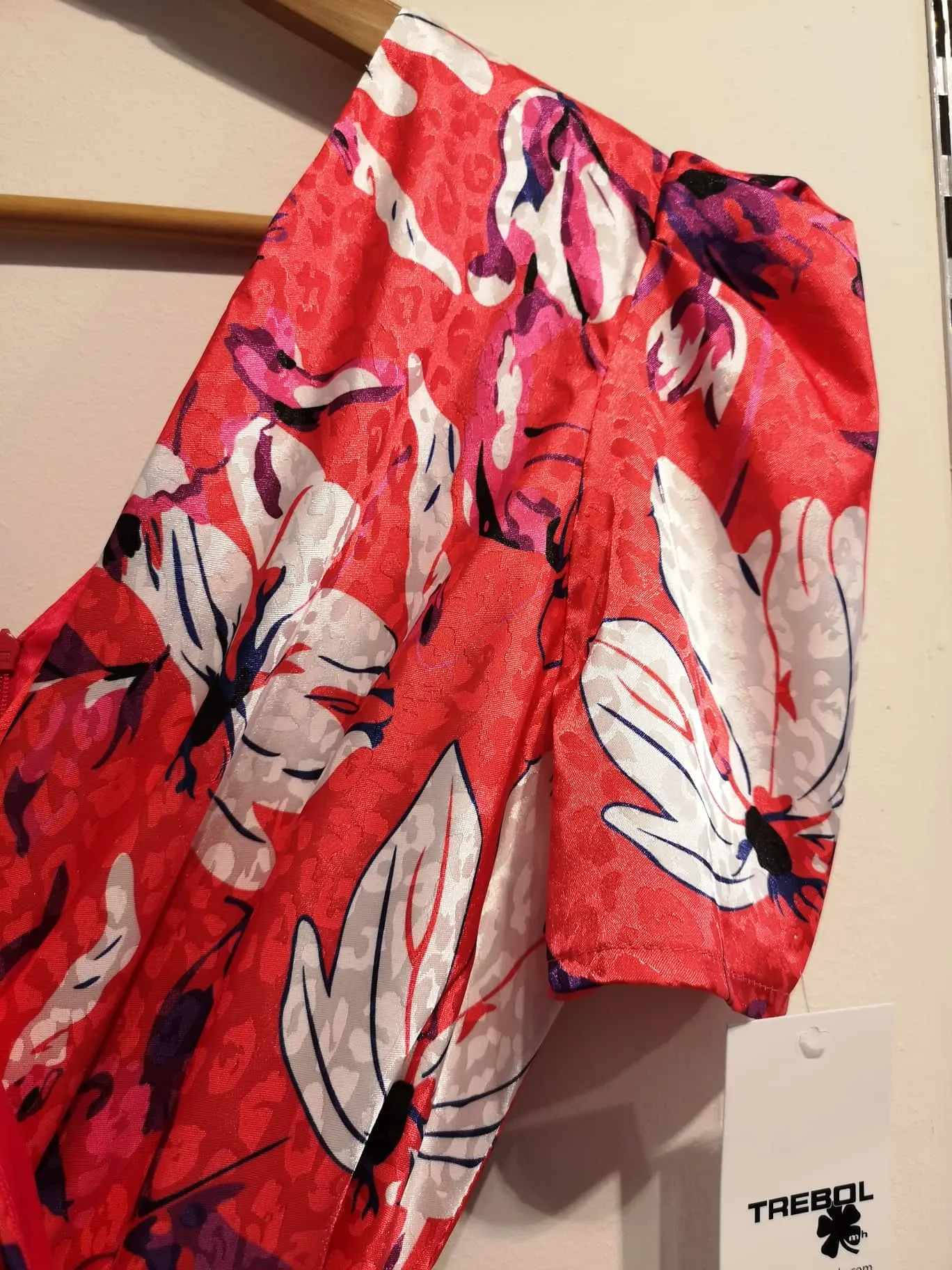 Vestido con mangas cortas