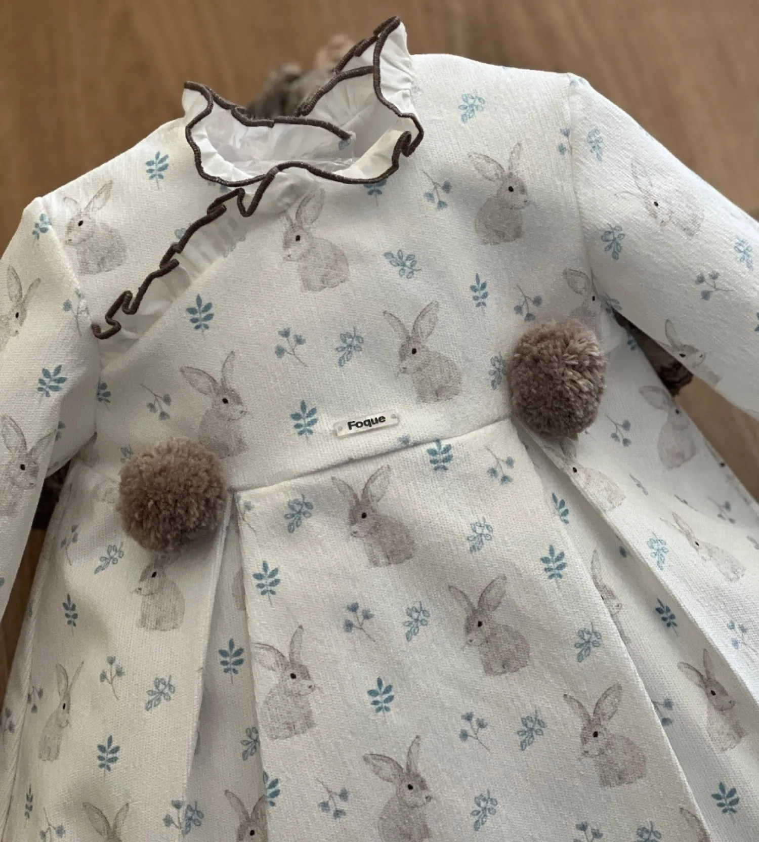 Vestido de Micropana con conejos colección Otoño de Foque