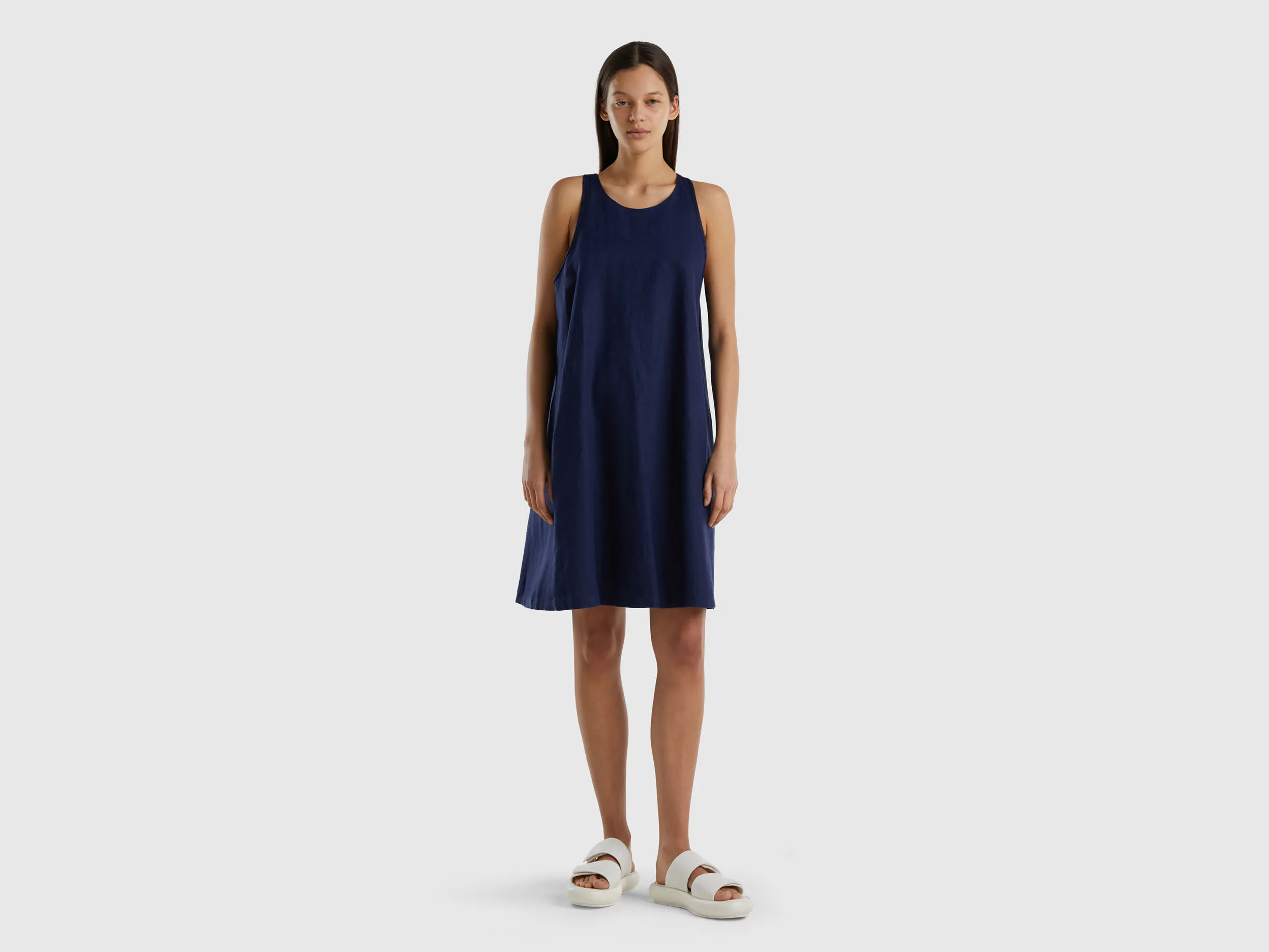 Vestido de puro lino sin mangas