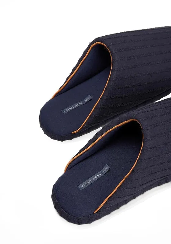 Zapatillas Ysabel Mora clásicas en azul para estar en casa
