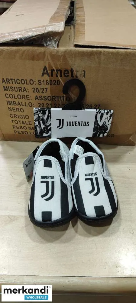 Zapatos disney a 3,30 frozen, juve, masha e orso